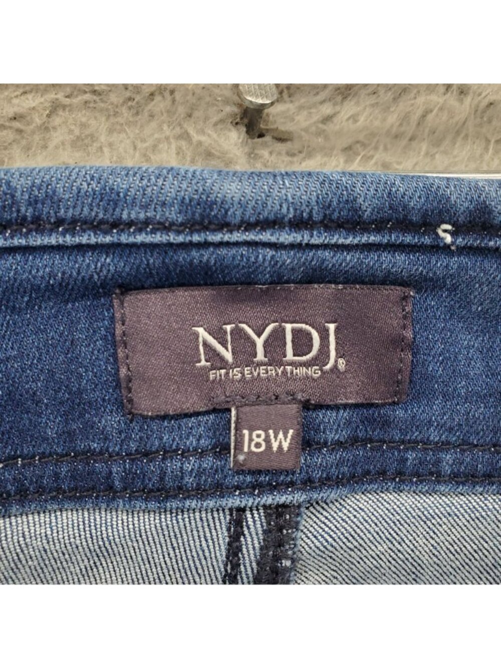 NYDJ Jeans Womens 18W Blue Marilyn Straight Lift Tuck Denim Stretch Fit - Picture 2 of 14